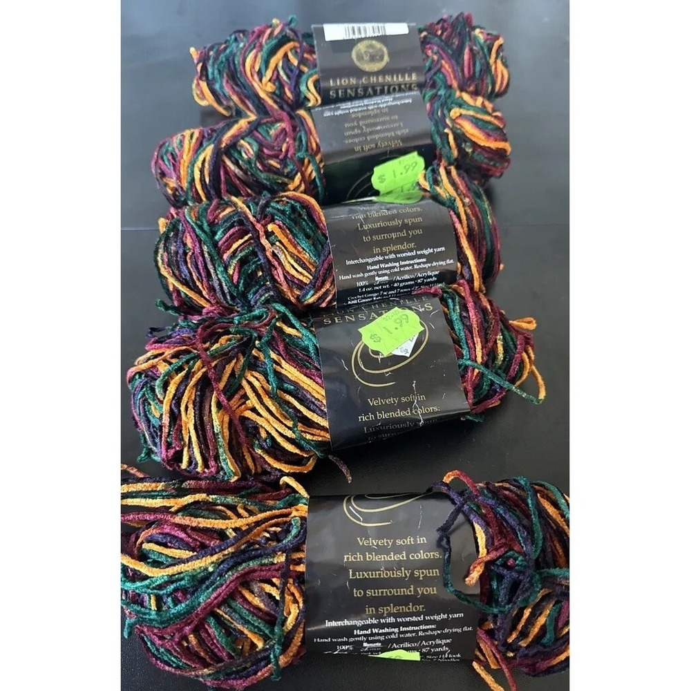 lions brand yarn 410 Florence Print 1.4 Oz 87‎ Yards Lot Of 5